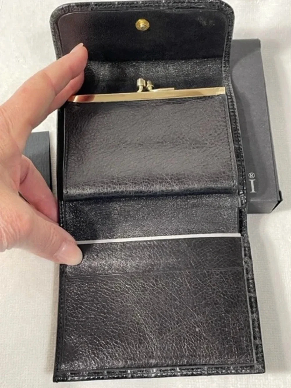Italian brand and craftsmanship- Black Croc-Embossed Leather Bifold Wallet